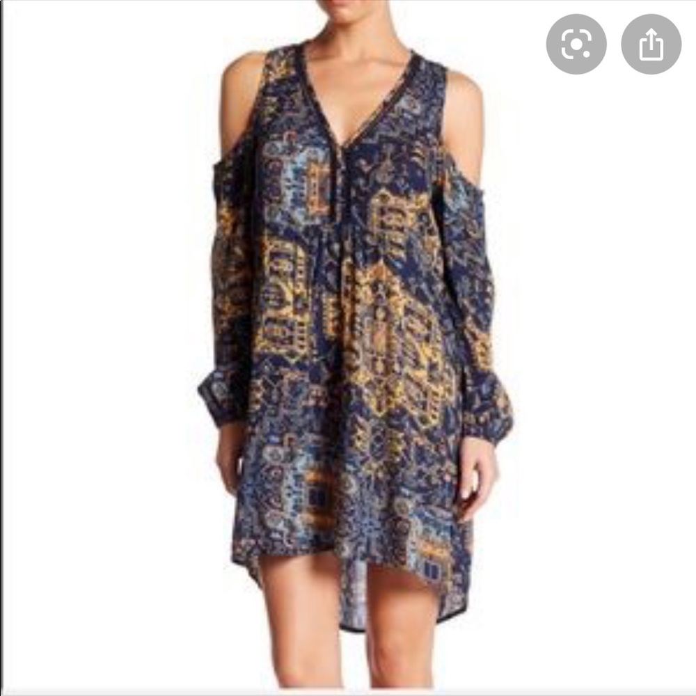 Wild Pearl Boho Cold Shoulder Dress small